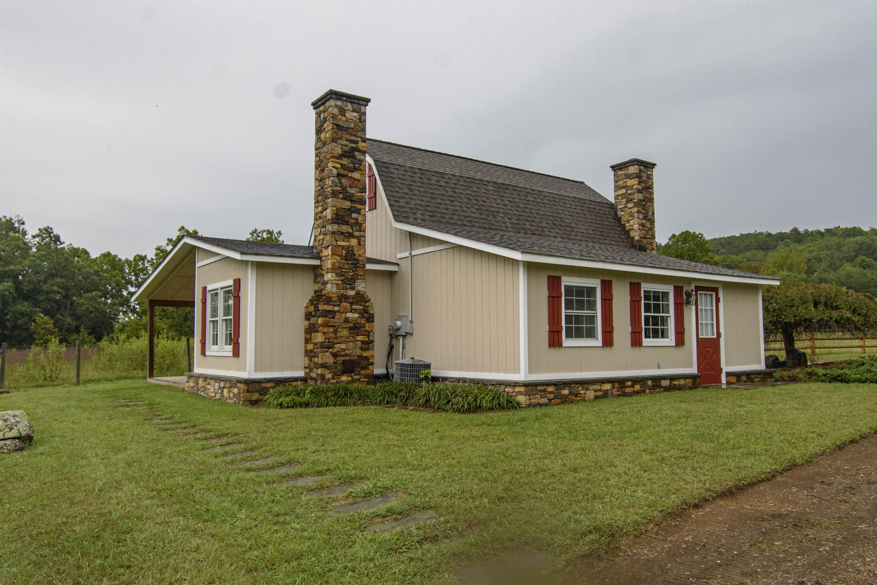 7083 Foxfire Road Catawba VA 24070