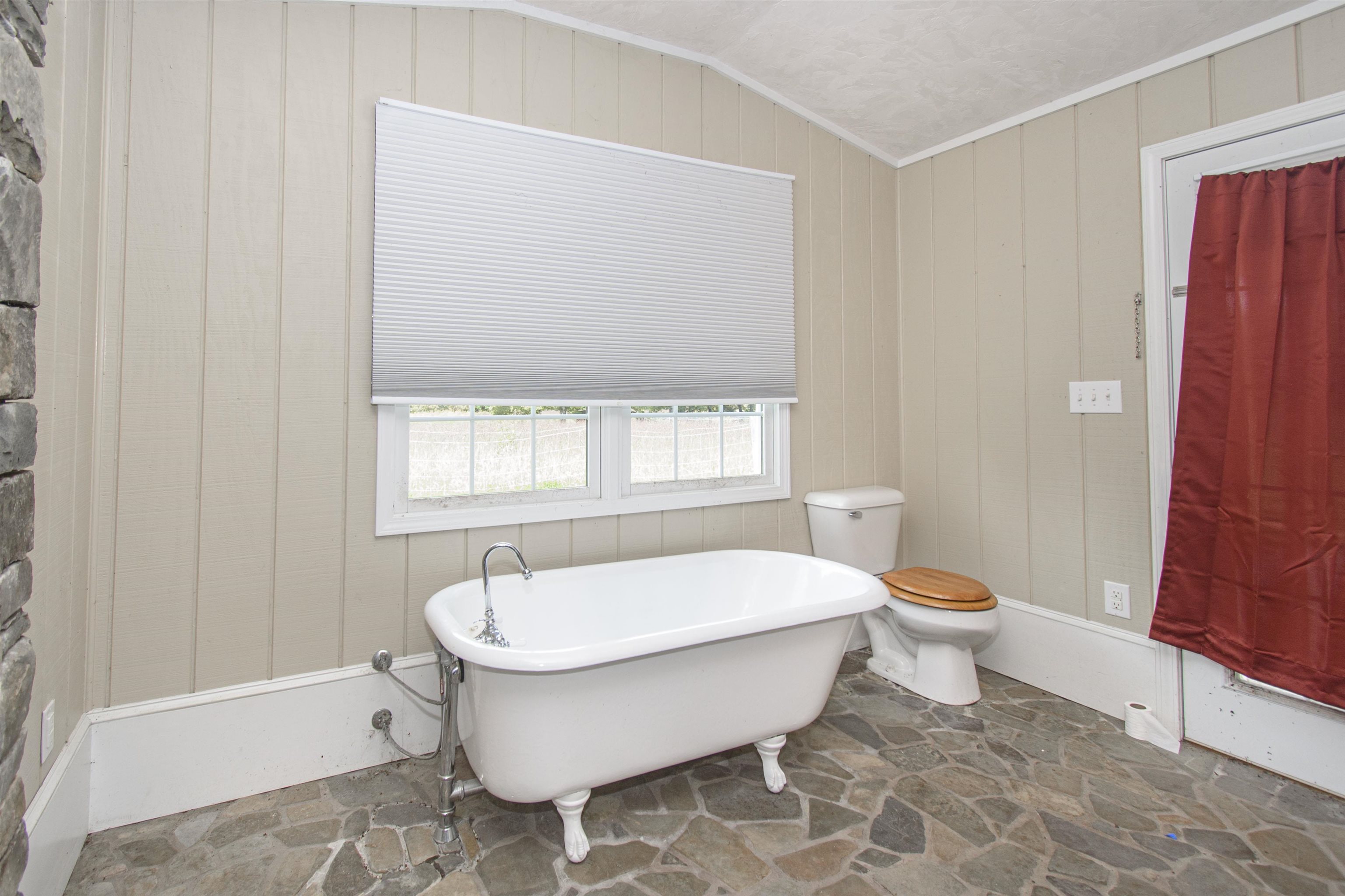 7083 Foxfire Road Catawba VA 24070