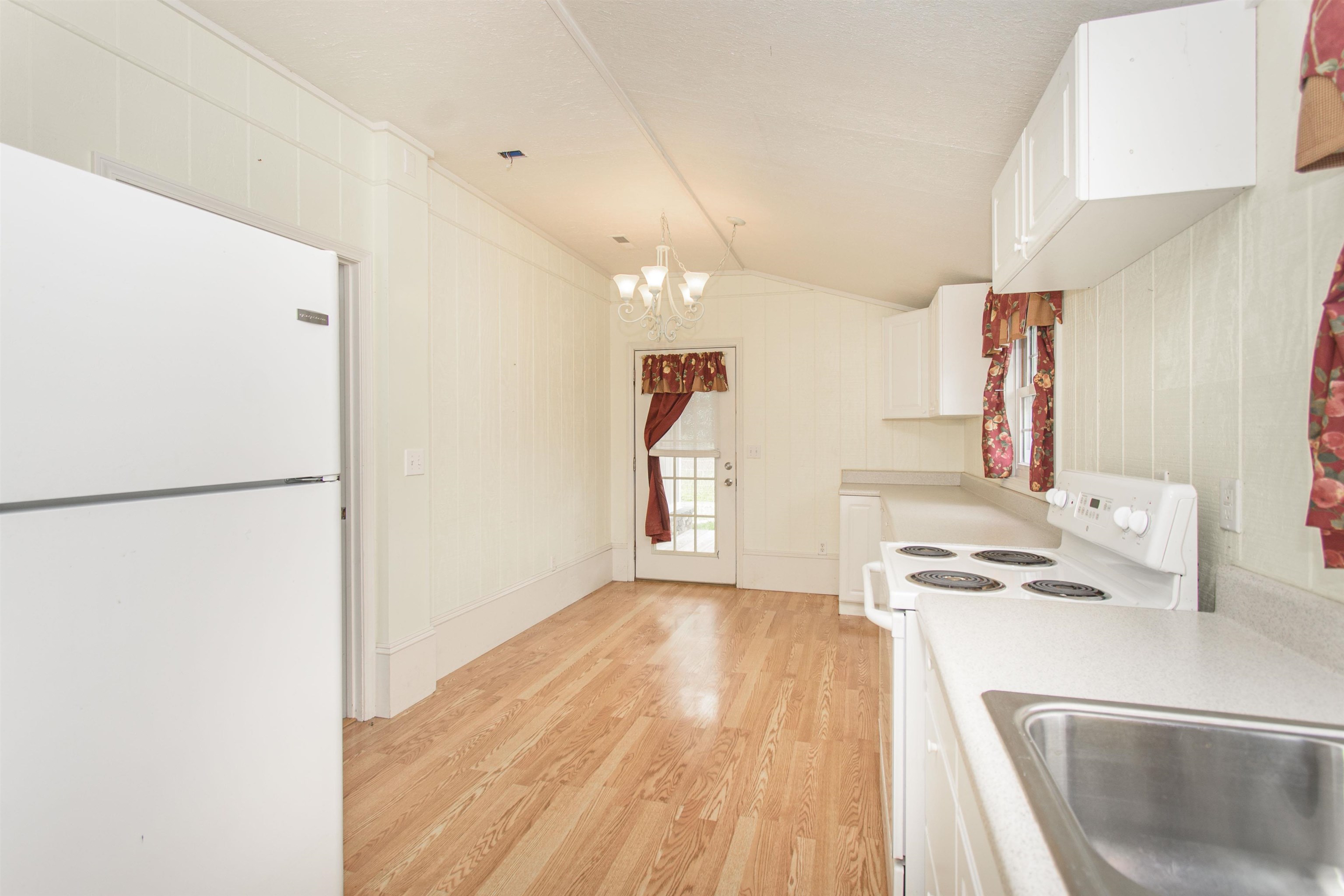 7083 Foxfire Road Catawba VA 24070