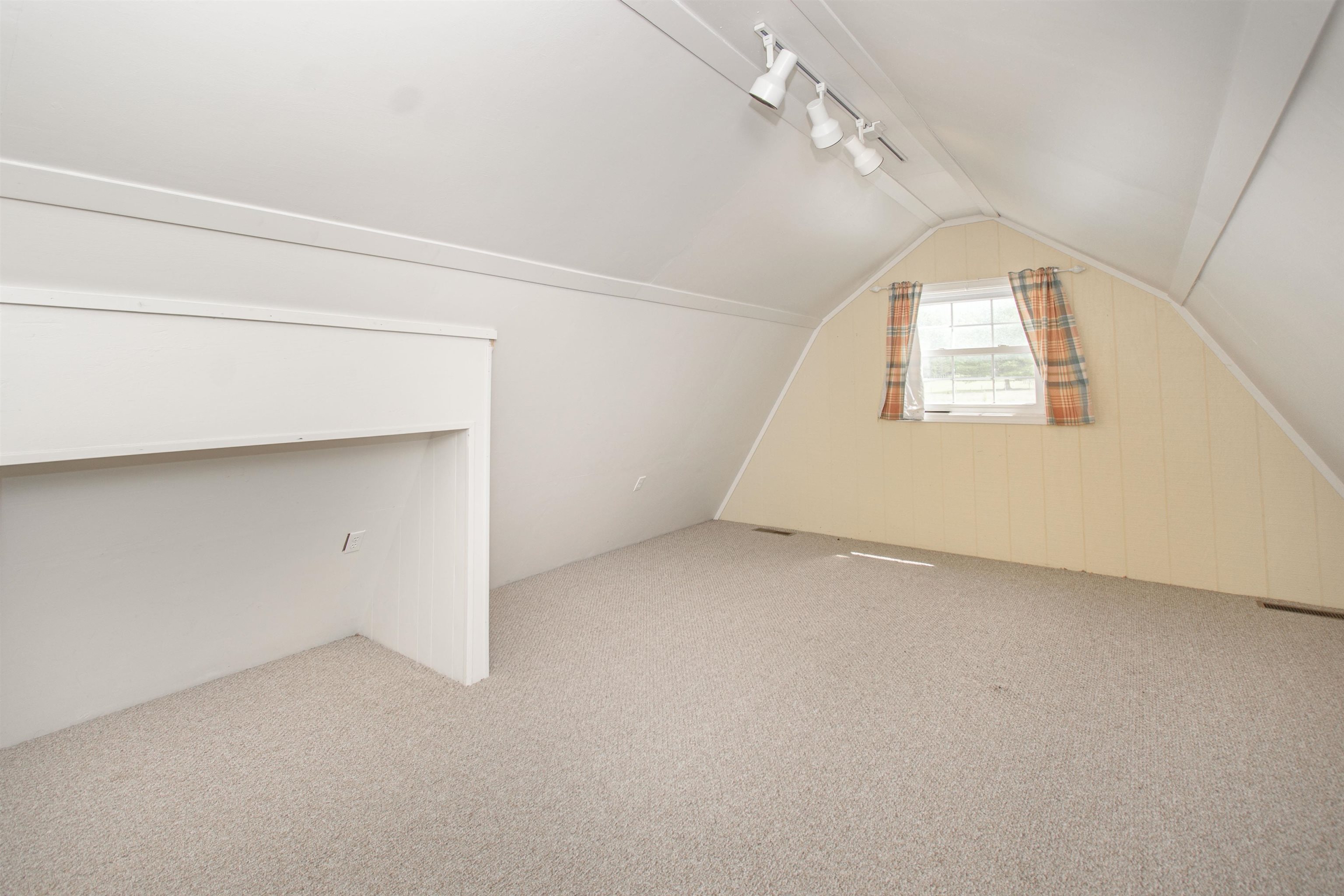 7083 Foxfire Road Catawba VA 24070