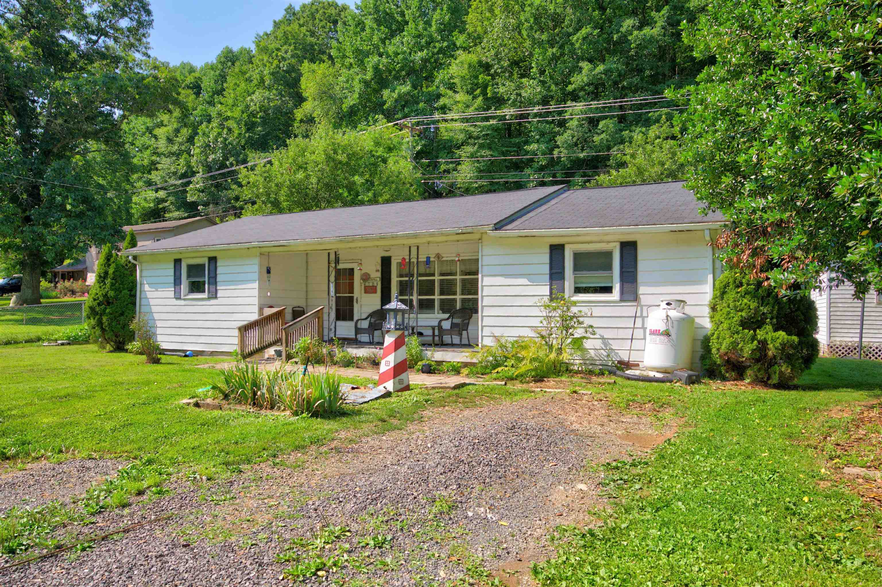 4103 Poplar Camp Road Hillsville VA 24343