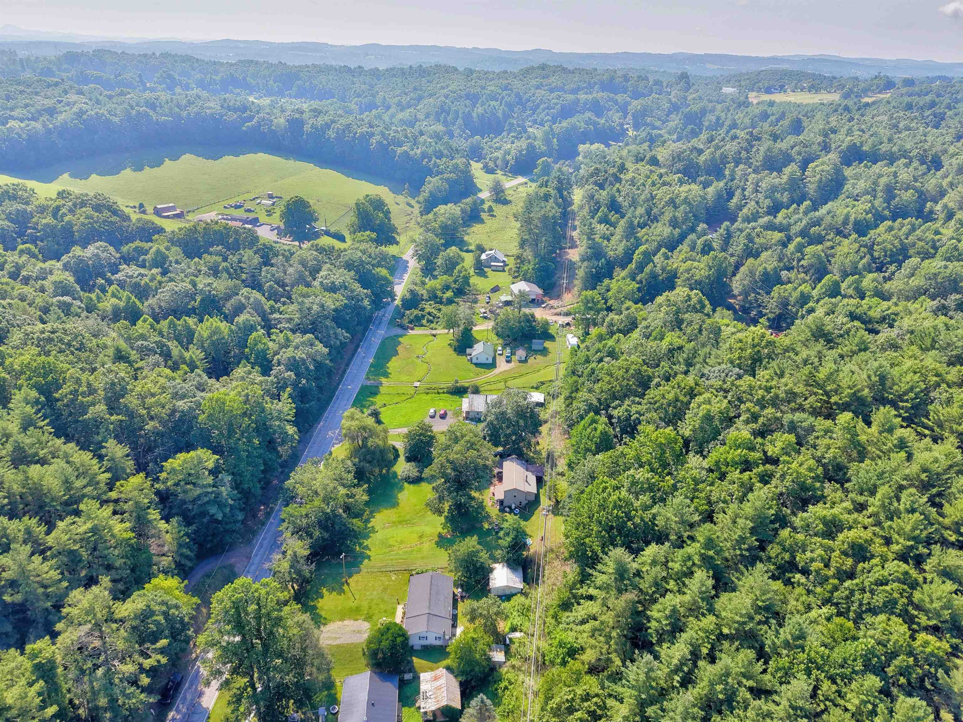 4103 Poplar Camp Road Hillsville VA 24343