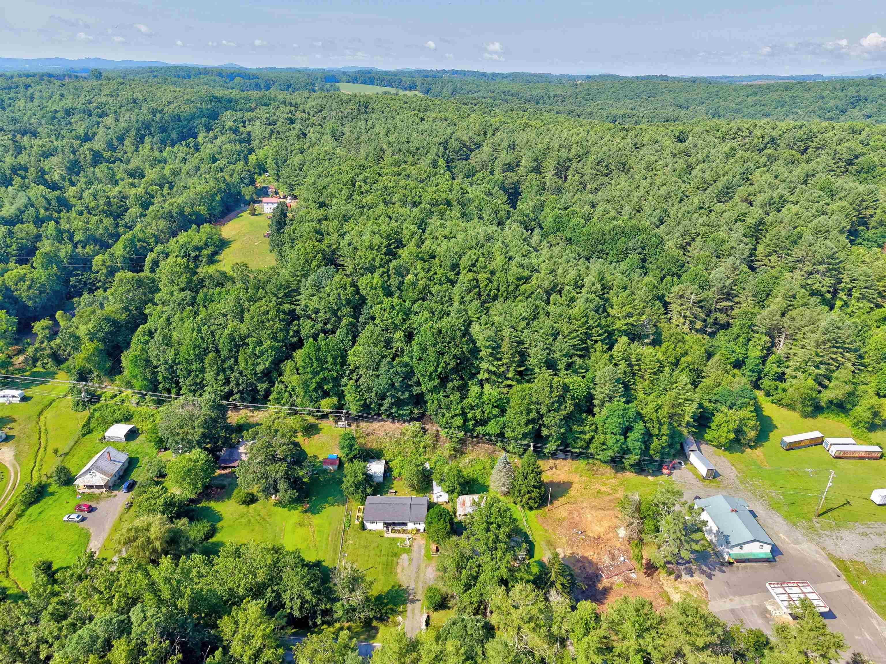 4103 Poplar Camp Road Hillsville VA 24343