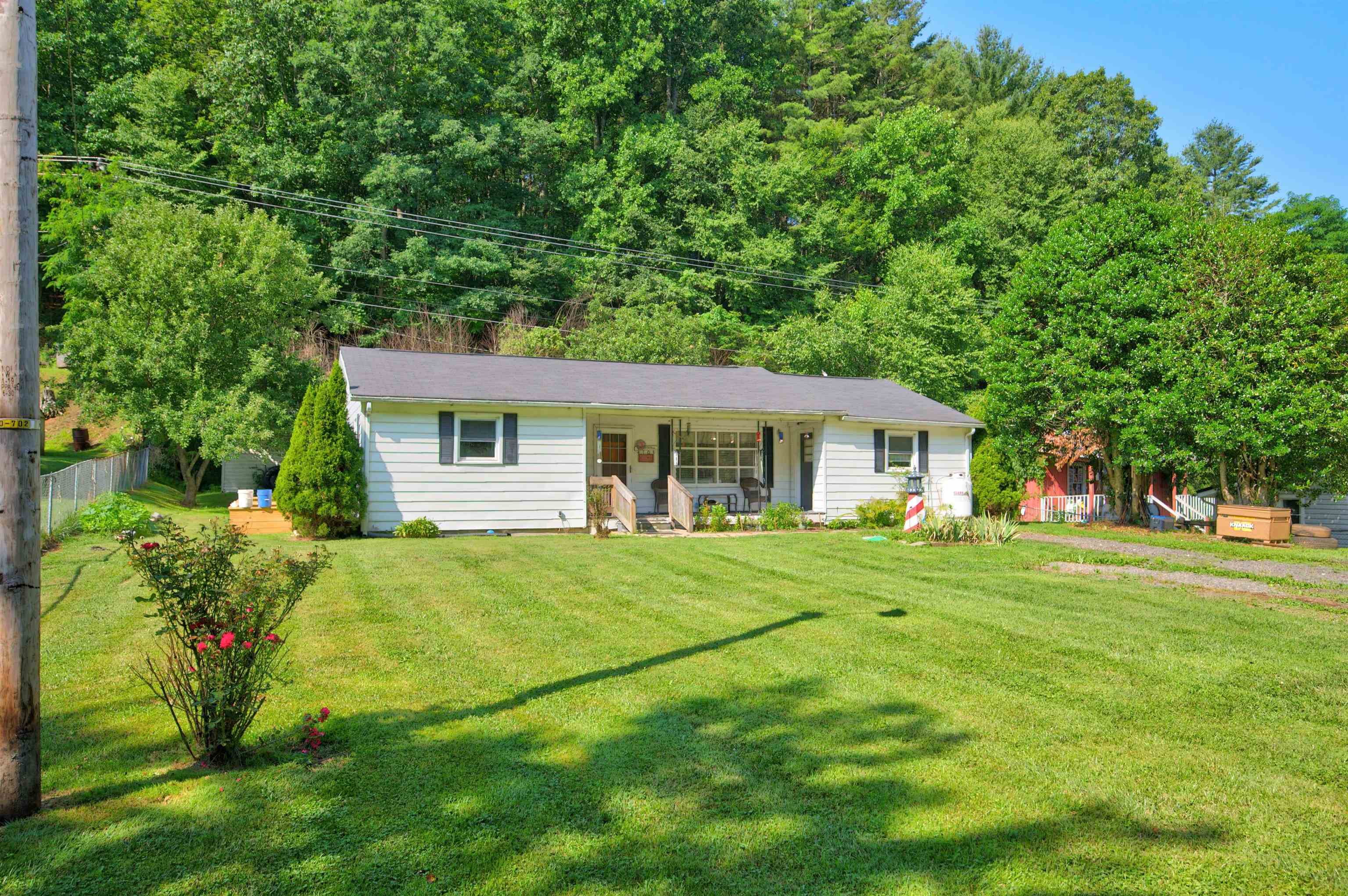 4103 Poplar Camp Road Hillsville VA 24343