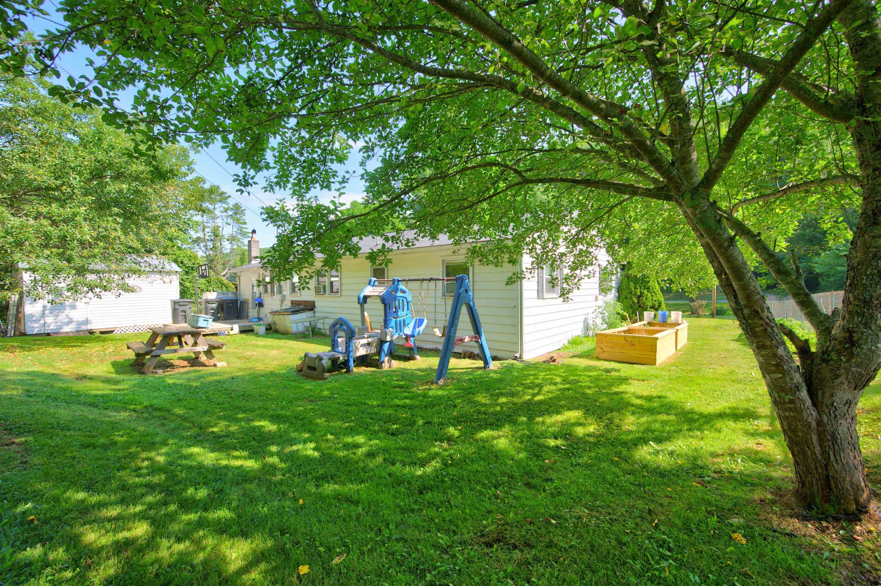 4103 Poplar Camp Road Hillsville VA 24343