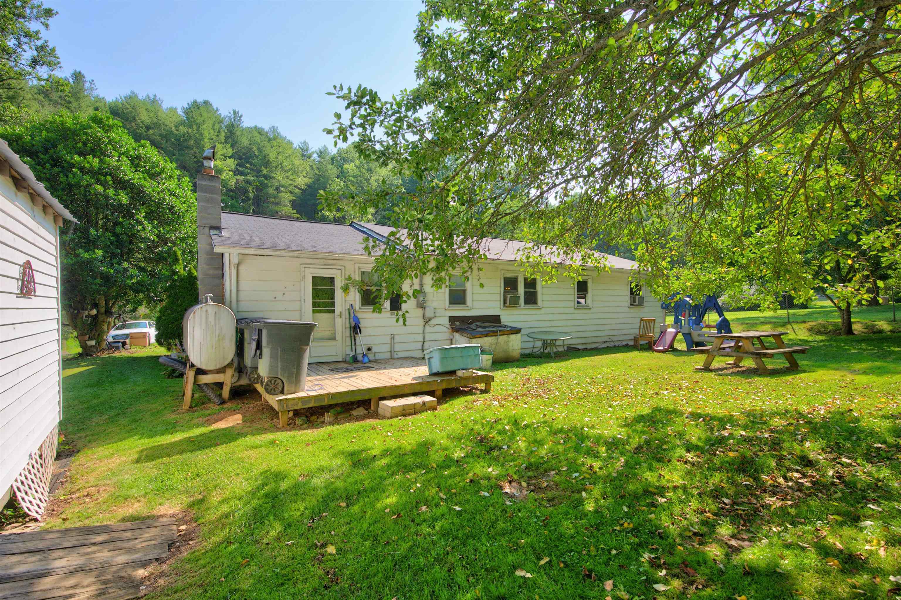 4103 Poplar Camp Road Hillsville VA 24343