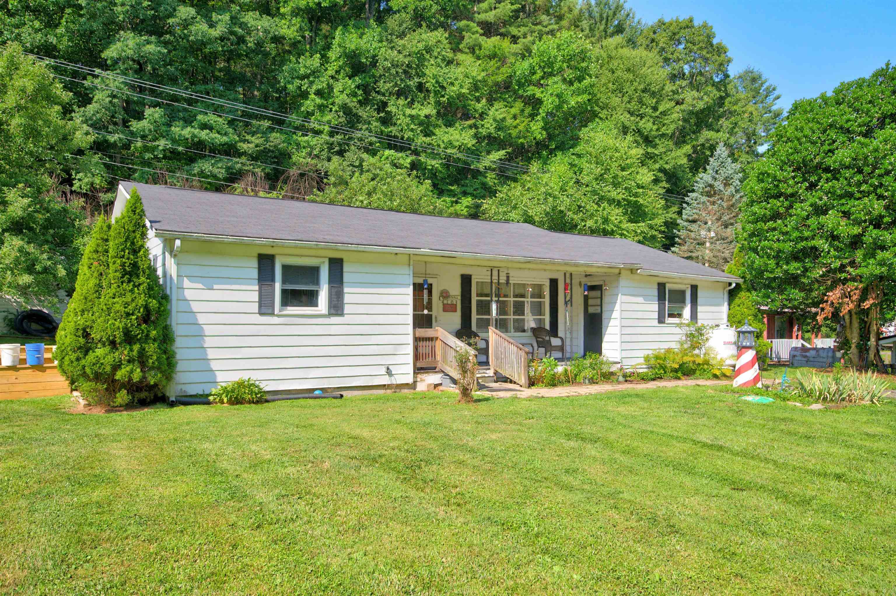 4103 Poplar Camp Road Hillsville VA 24343