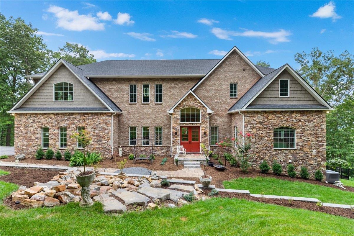 399 Deercroft Drive Blacksburg VA 24060