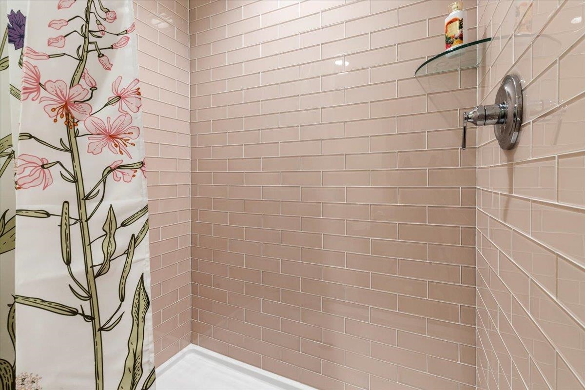 399 Deercroft Drive Blacksburg VA 24060