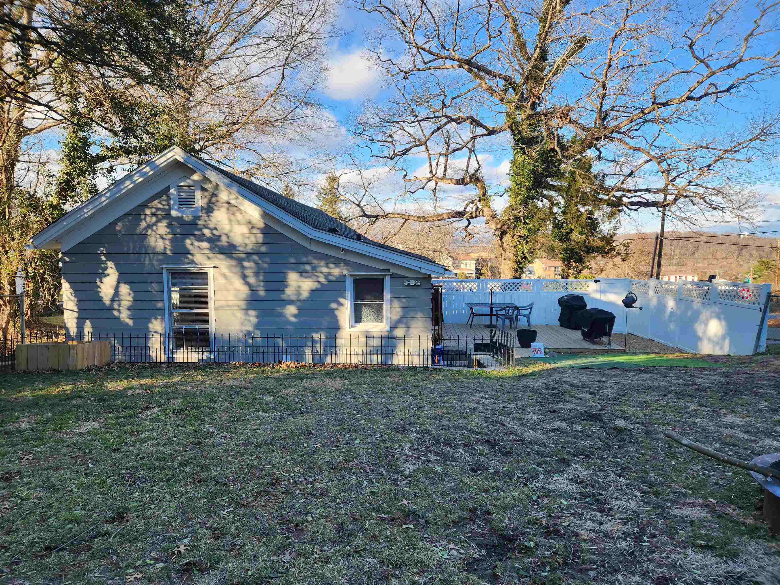 1601 Downey Street Radford VA 24141