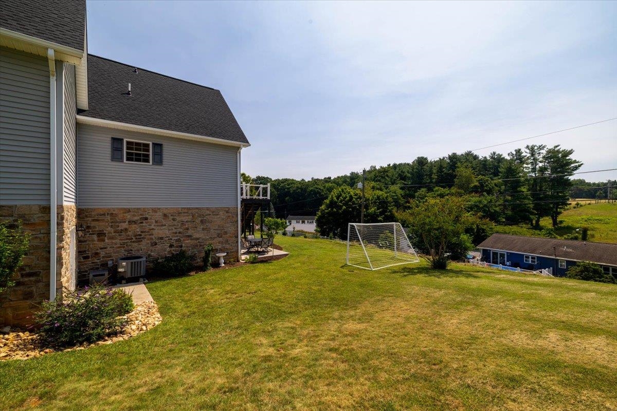 75 Copper Beach Court Christiansburg VA 24073