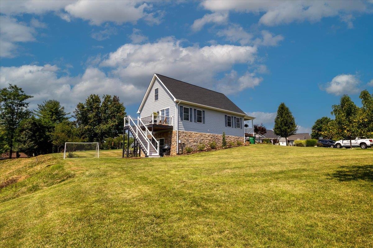 75 Copper Beach Court Christiansburg VA 24073