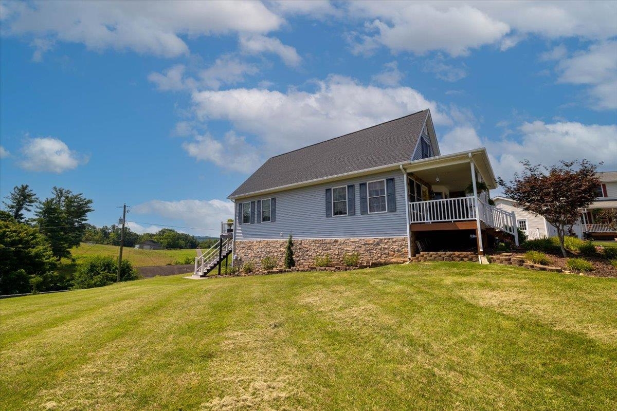 75 Copper Beach Court Christiansburg VA 24073