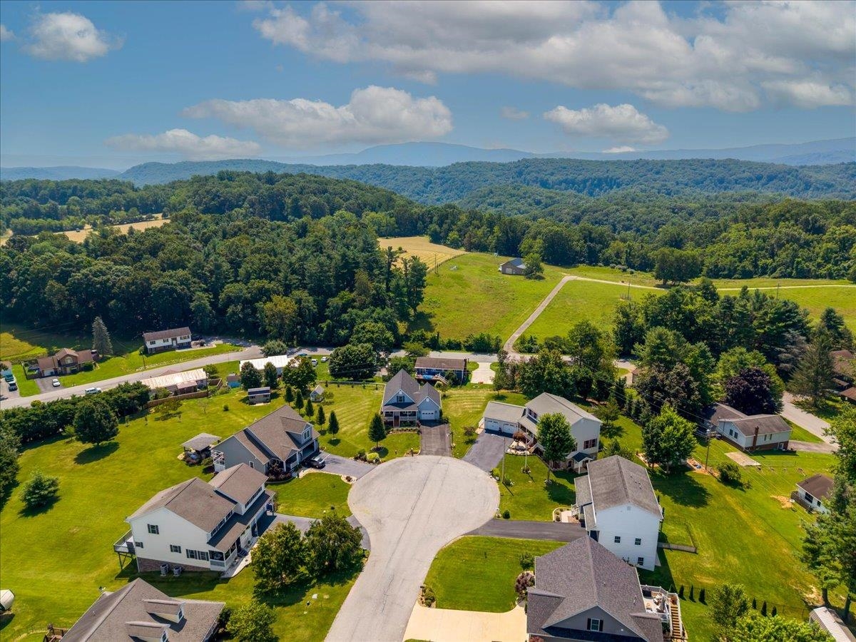 75 Copper Beach Court Christiansburg VA 24073