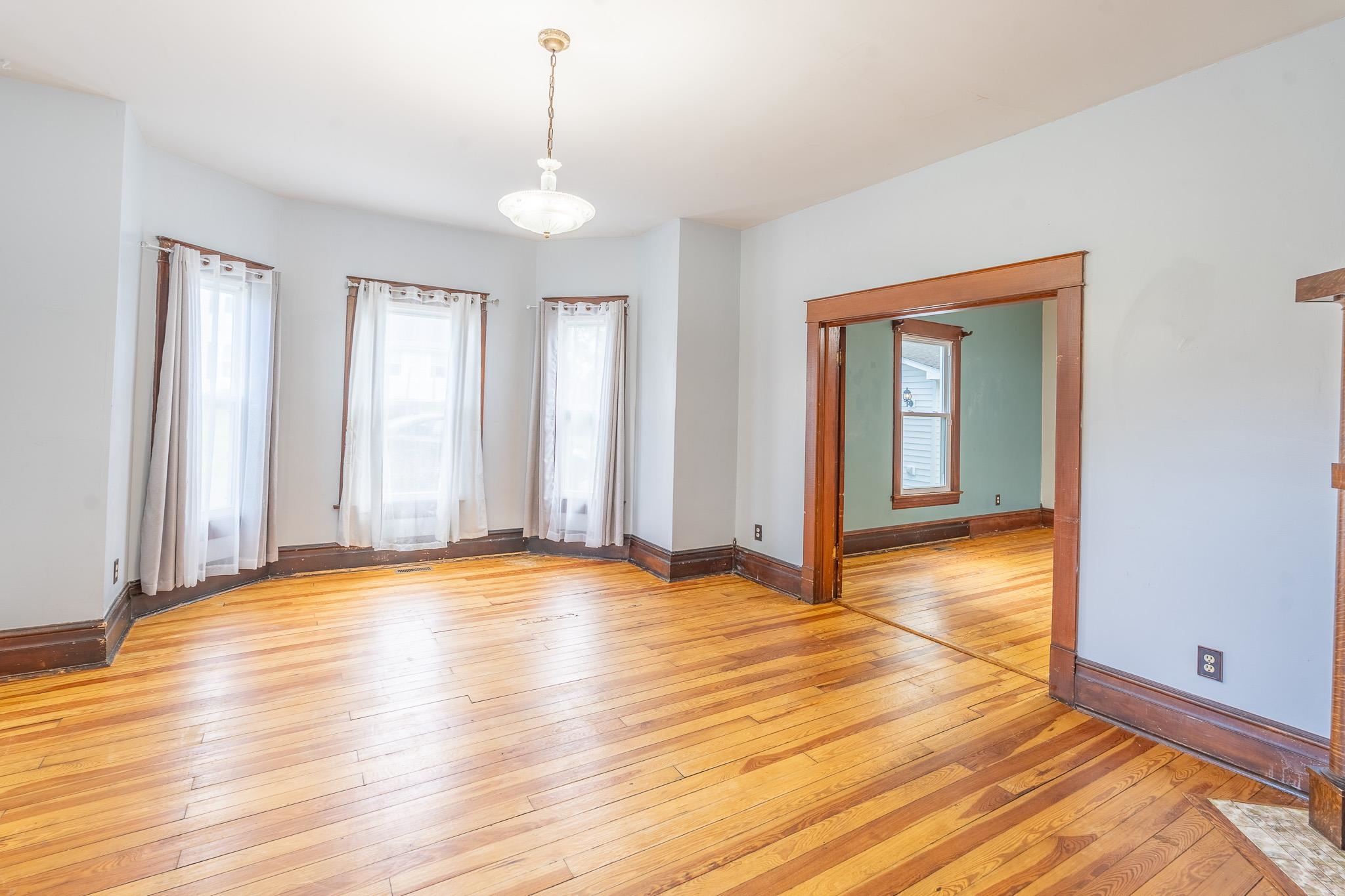 3083 Greenbriar Road Draper VA 24324