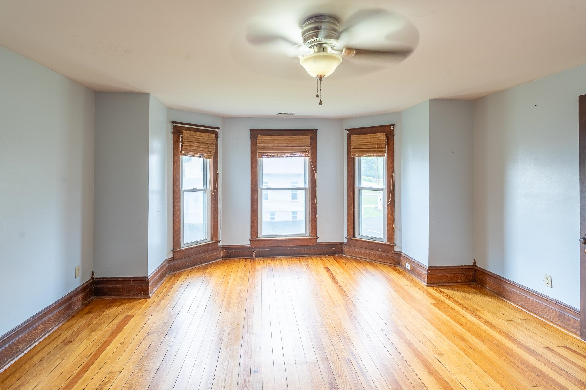 3083 Greenbriar Road Draper VA 24324