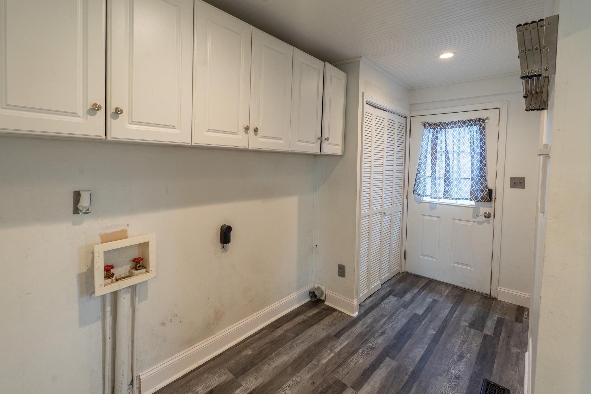 3083 Greenbriar Road Draper VA 24324