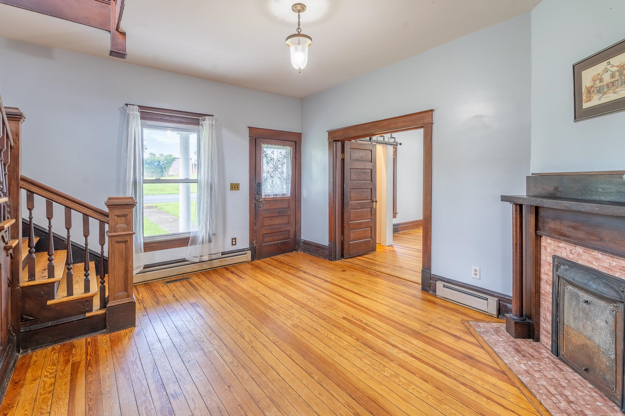3083 Greenbriar Road Draper VA 24324