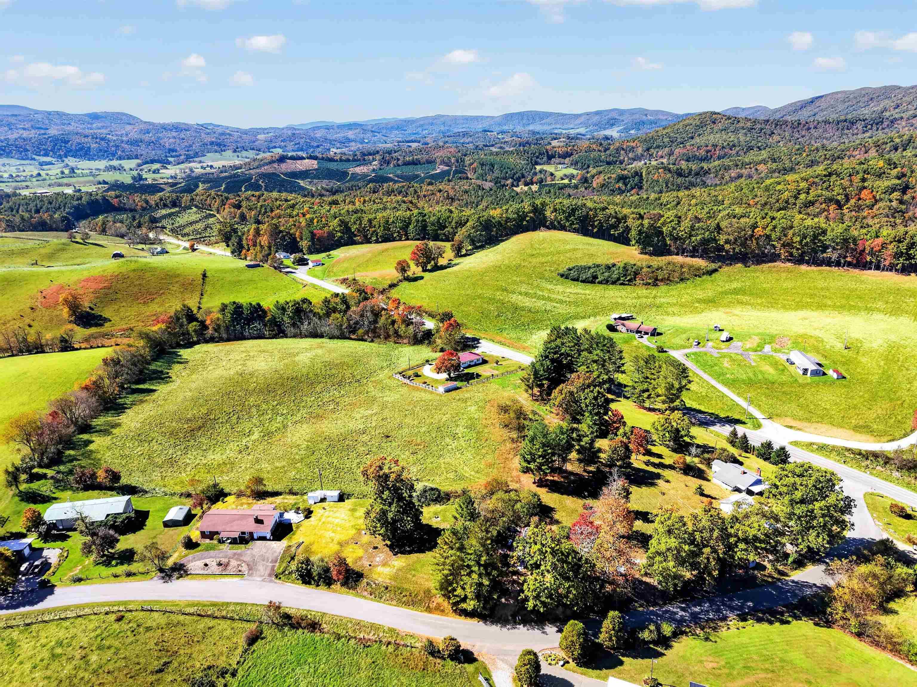 38 Wagon Wheel Road Elk Creek VA 24326