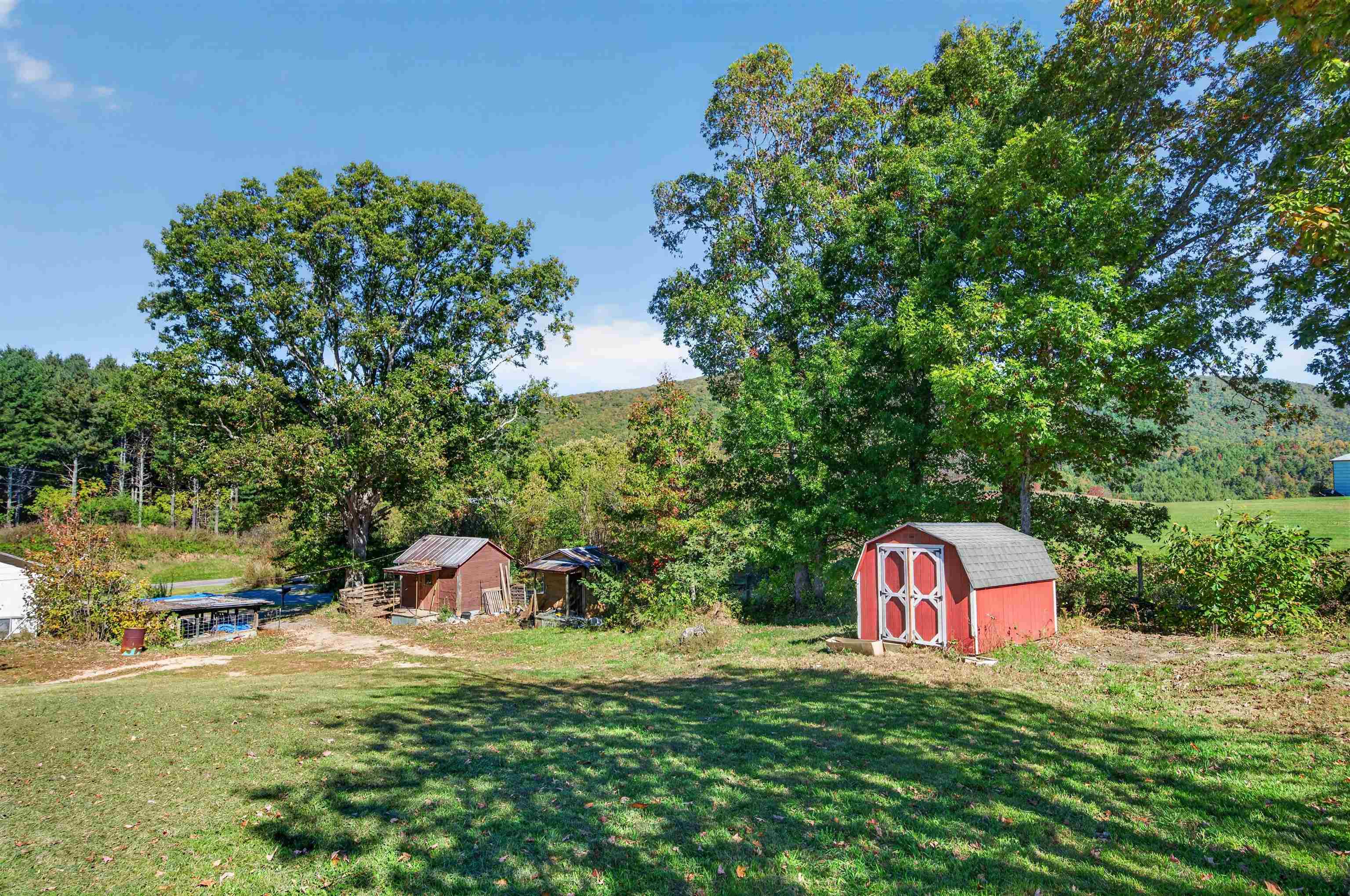38 Wagon Wheel Road Elk Creek VA 24326