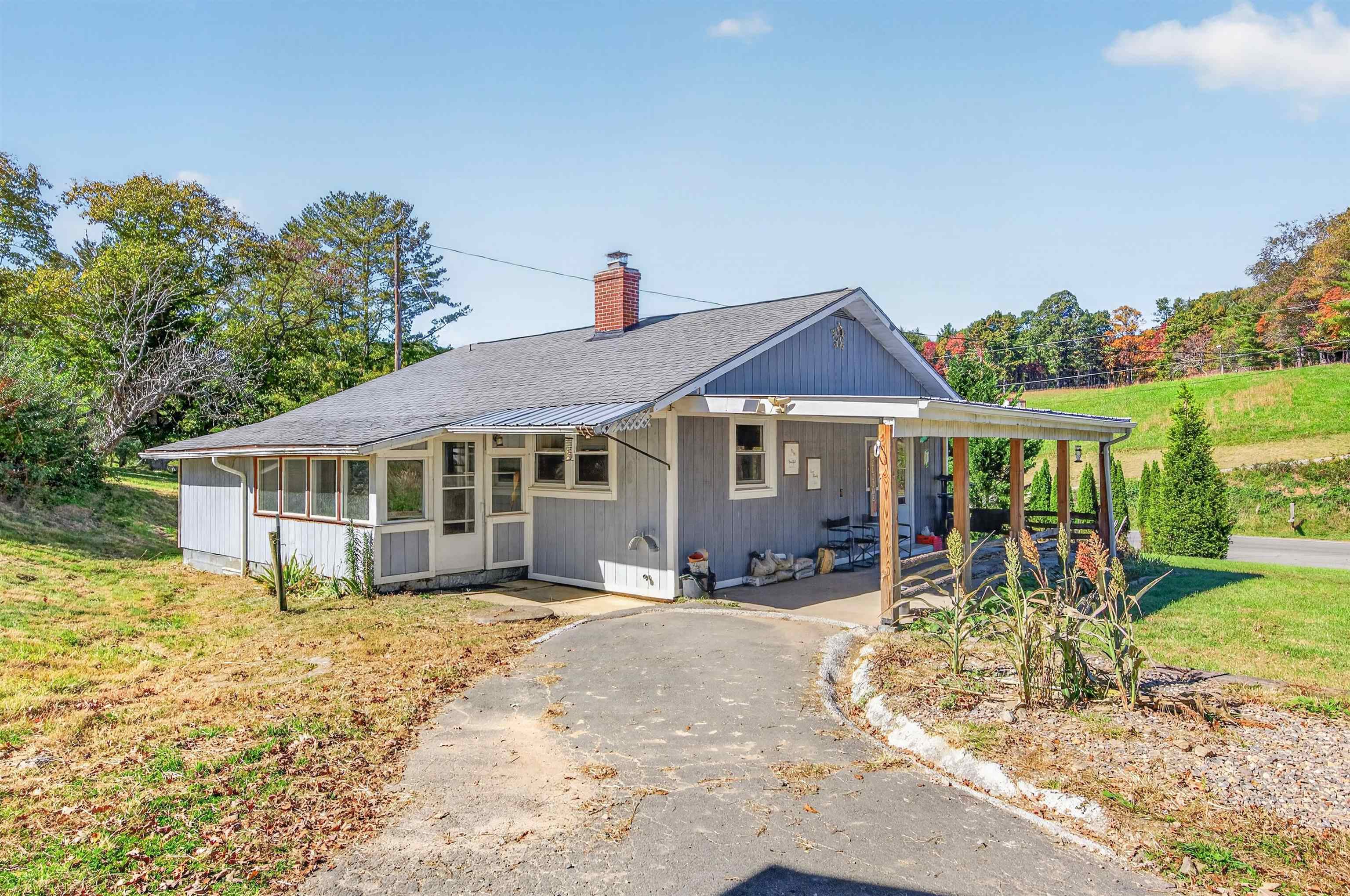 38 Wagon Wheel Road Elk Creek VA 24326
