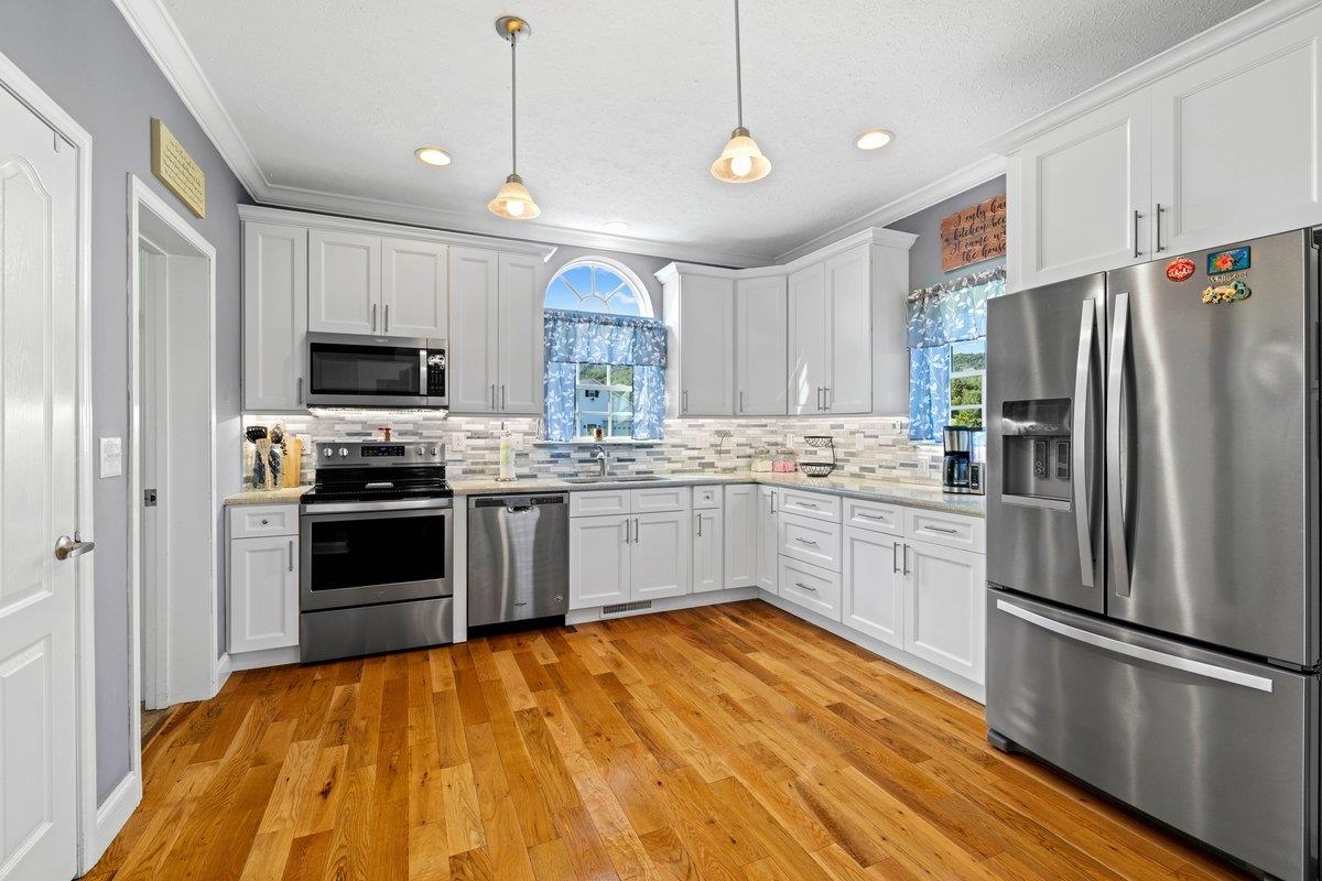 2713 Fairway Drive Draper VA 24324