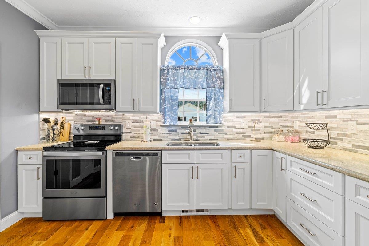 2713 Fairway Drive Draper VA 24324