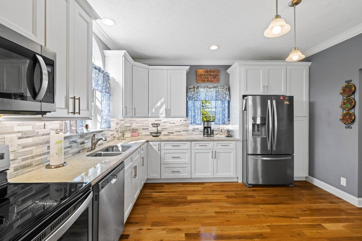 2713 Fairway Drive Draper VA 24324