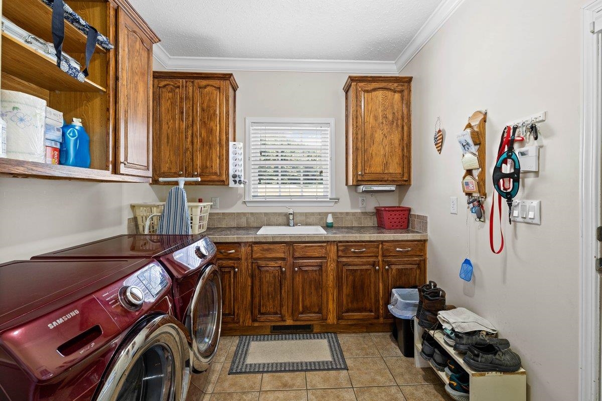 2713 Fairway Drive Draper VA 24324