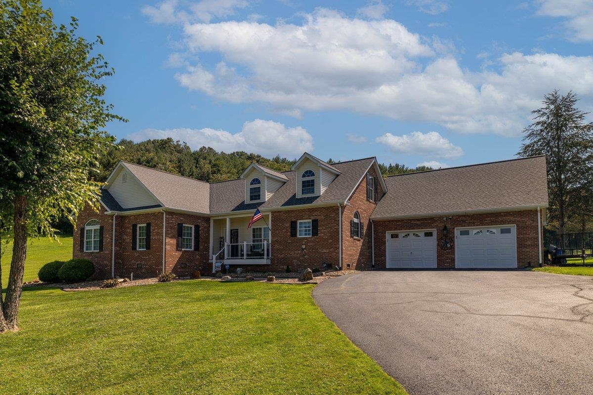 2713 Fairway Drive Draper VA 24324