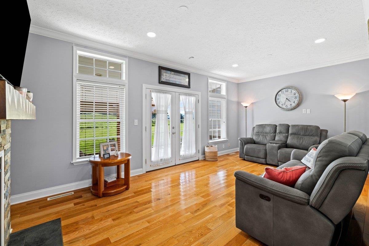 2713 Fairway Drive Draper VA 24324
