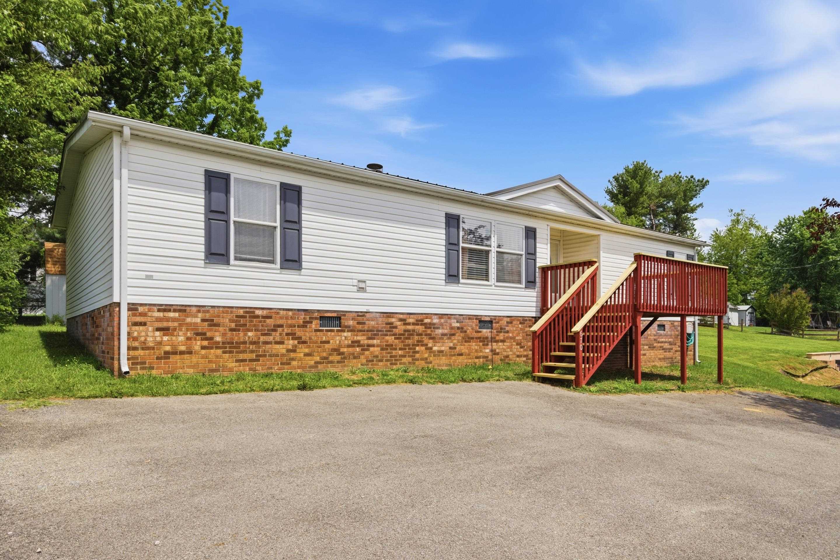 670 Liberty Street NE Christiansburg VA 24073