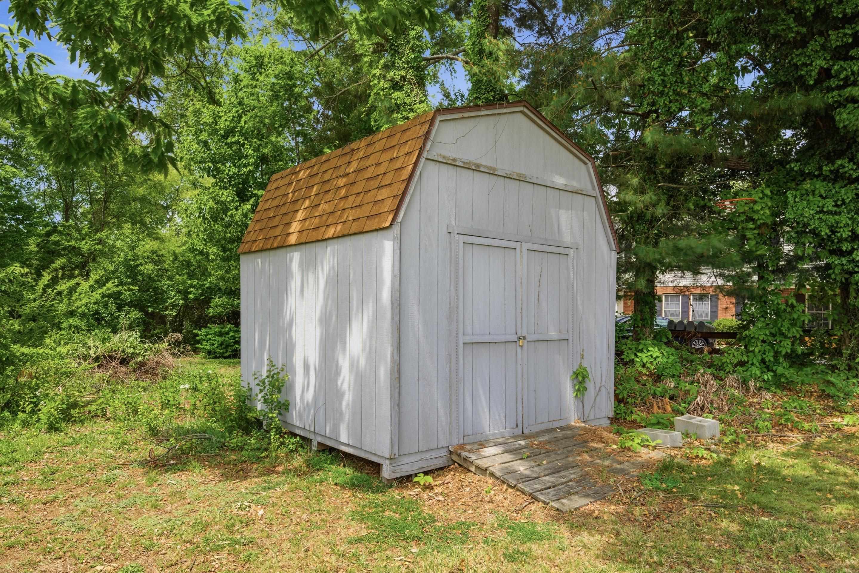 670 Liberty Street NE Christiansburg VA 24073