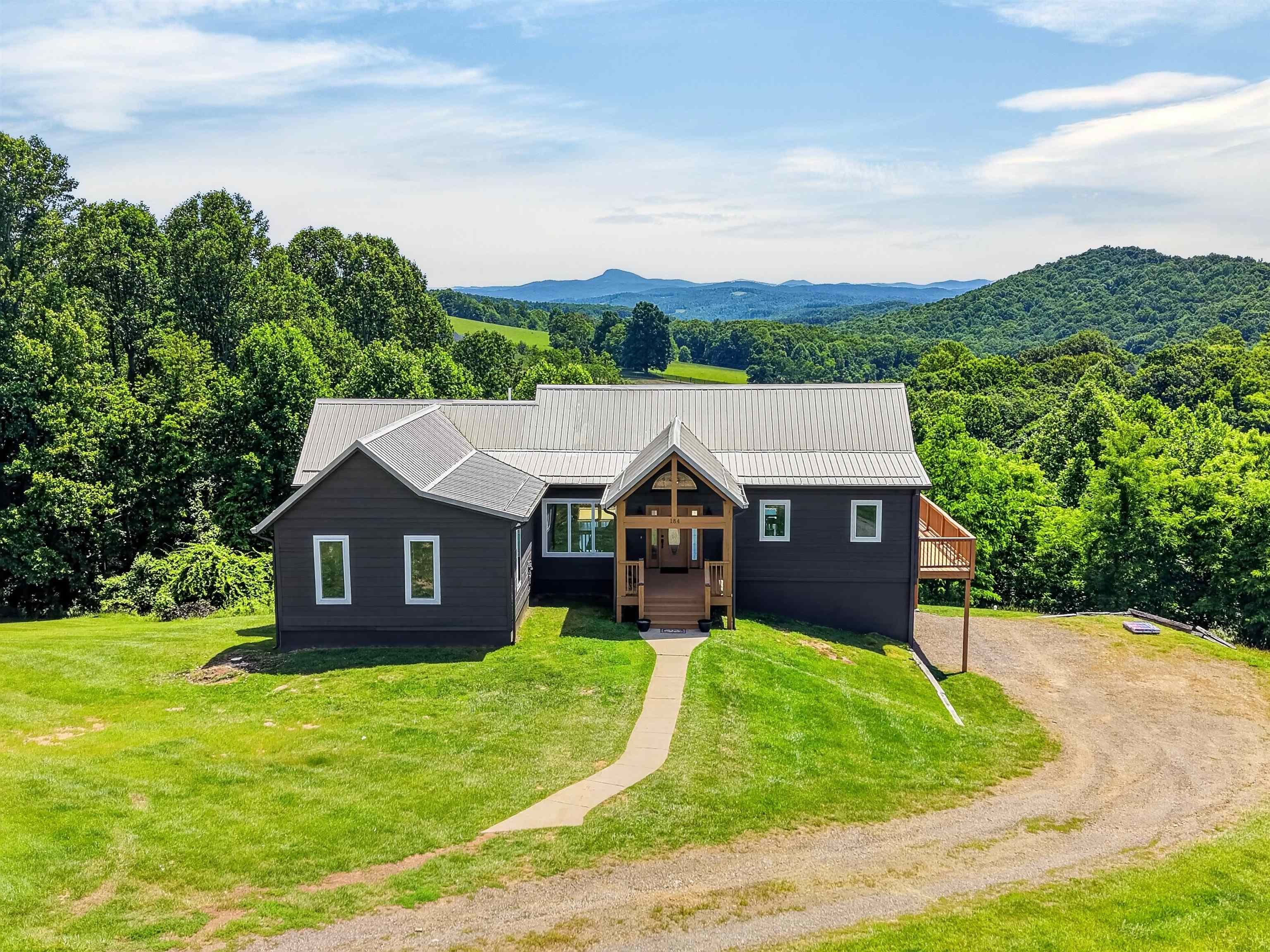 184 Thistle Trail Hillsville VA 24343
