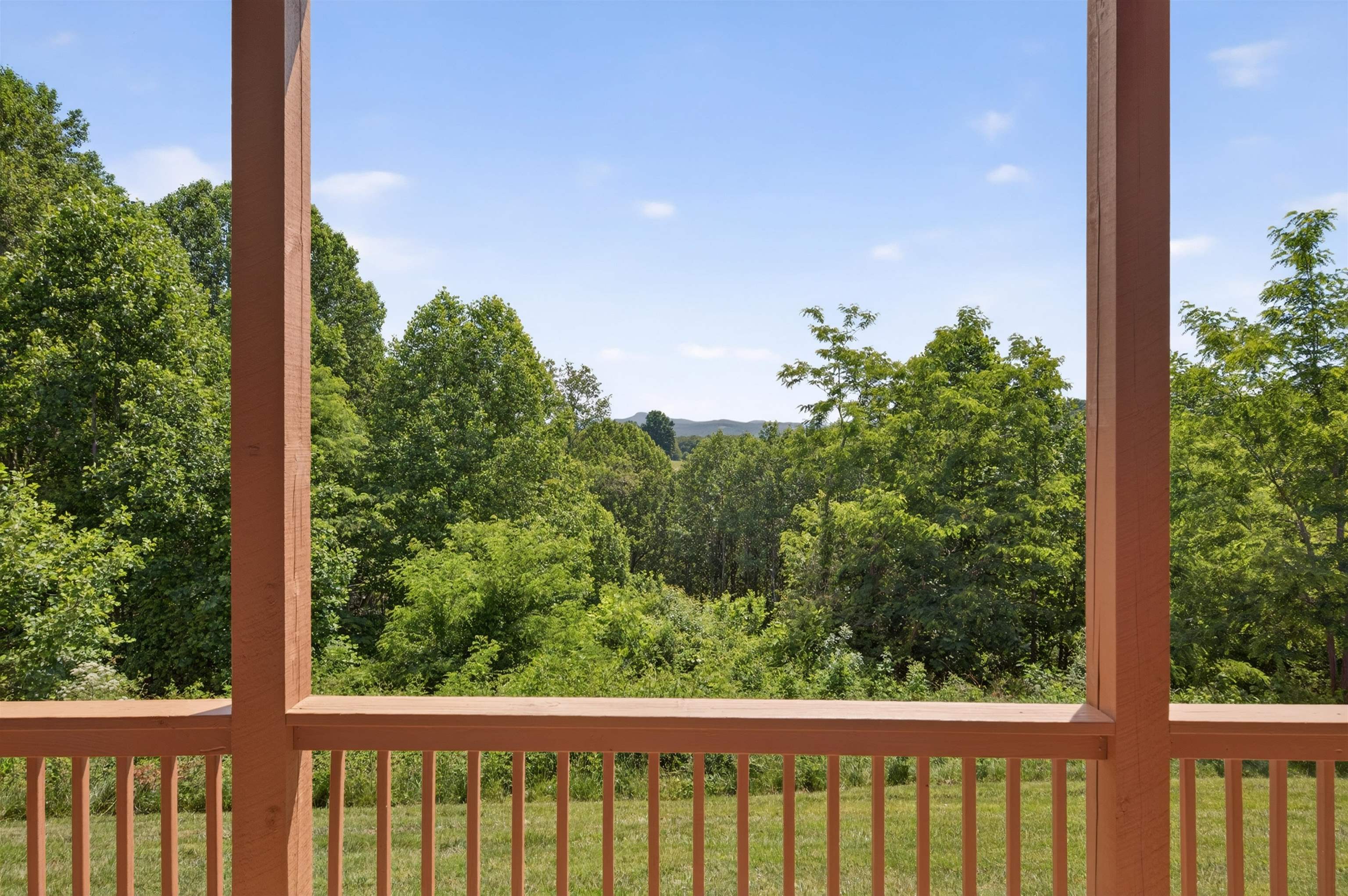 184 Thistle Trail Hillsville VA 24343