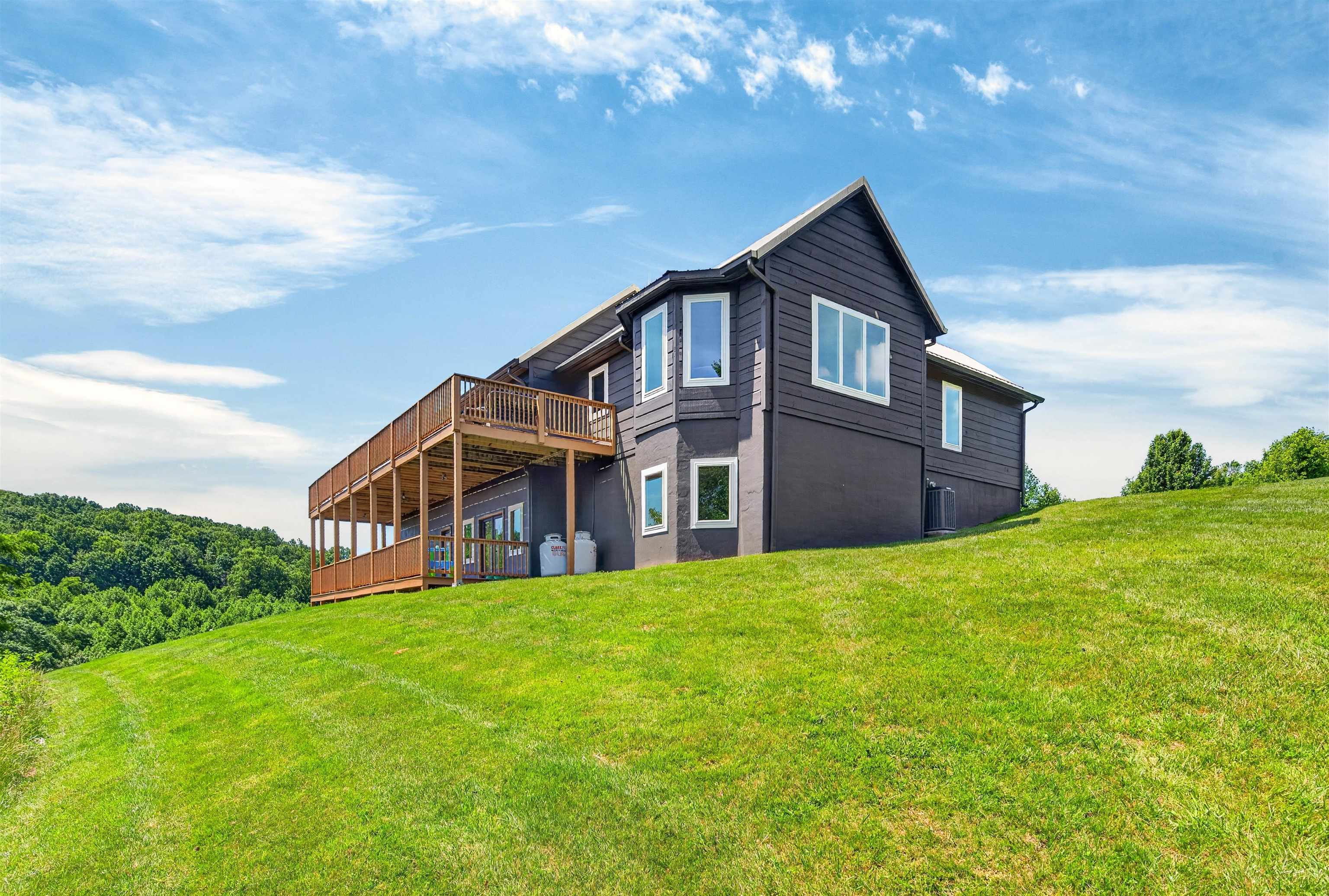 184 Thistle Trail Hillsville VA 24343