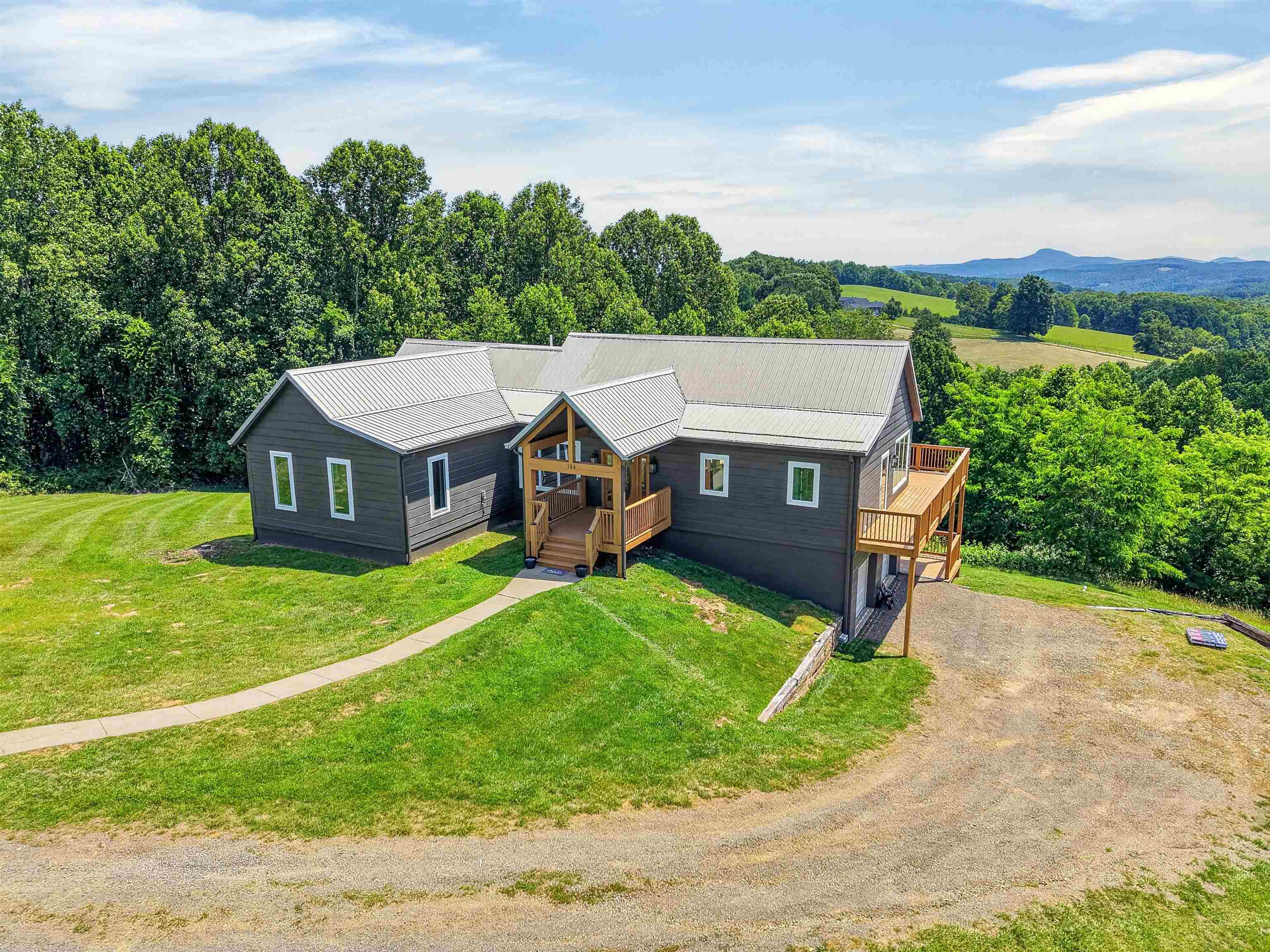 184 Thistle Trail Hillsville VA 24343