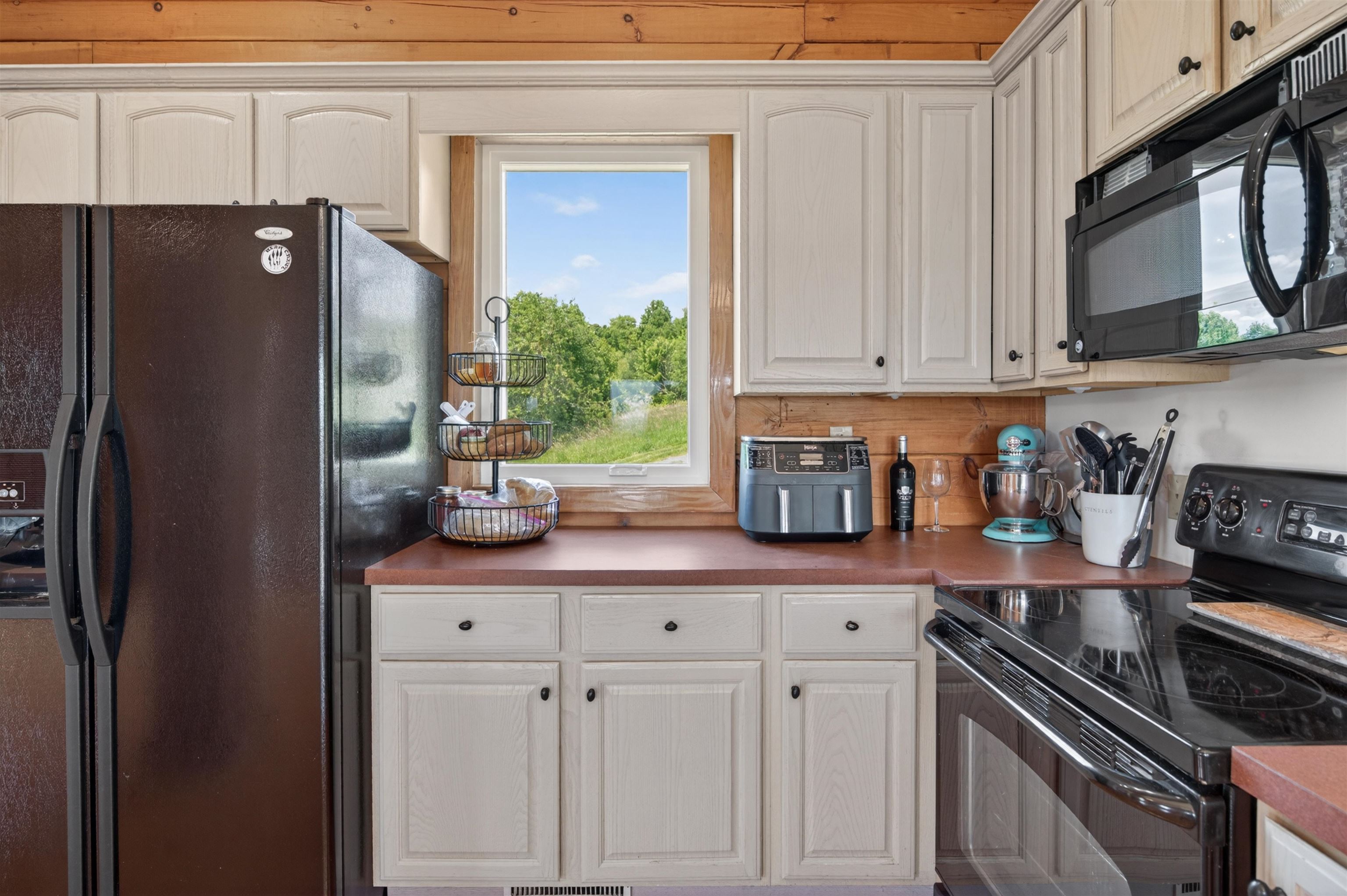 184 Thistle Trail Hillsville VA 24343
