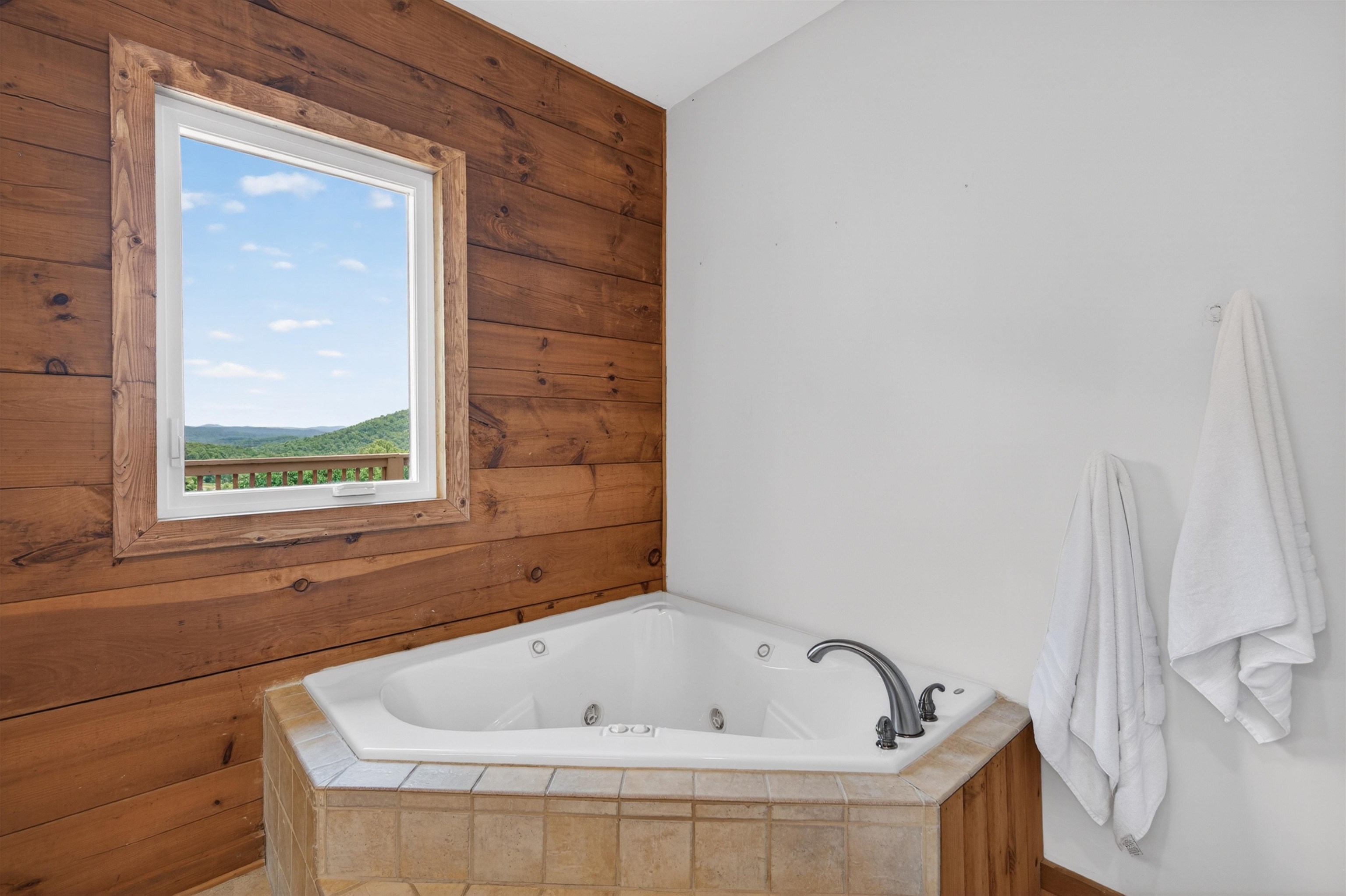 184 Thistle Trail Hillsville VA 24343