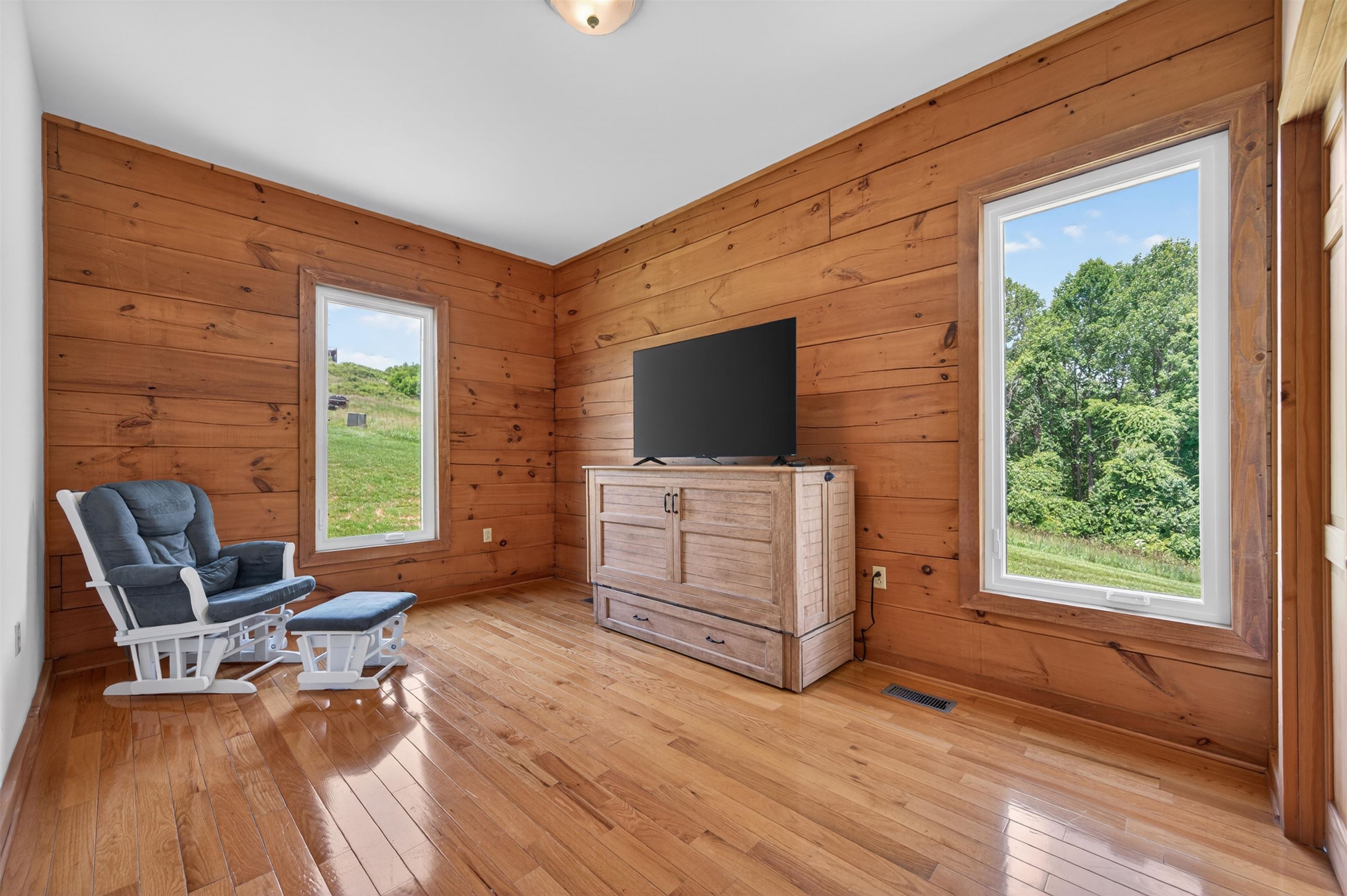 184 Thistle Trail Hillsville VA 24343