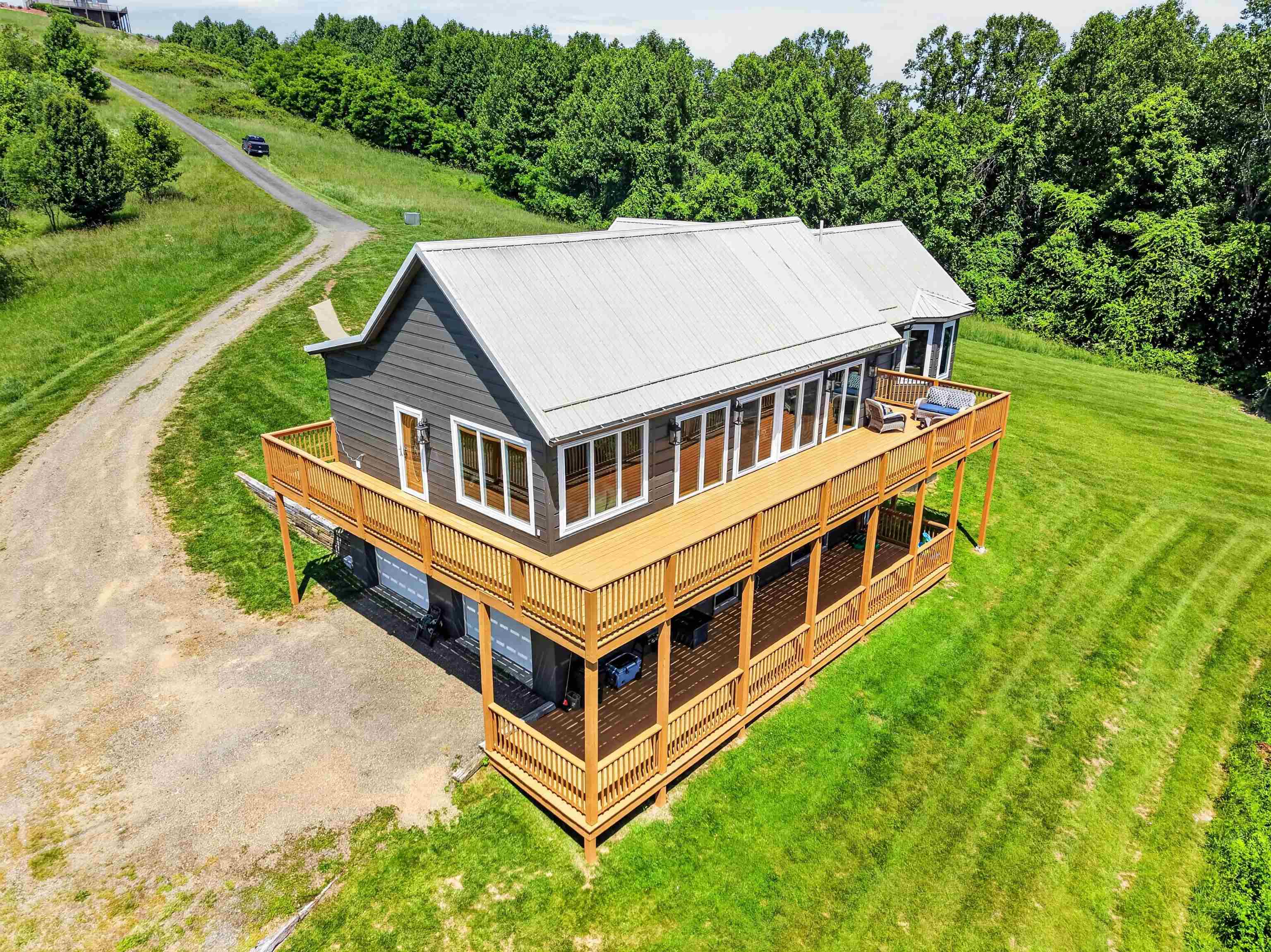 184 Thistle Trail Hillsville VA 24343