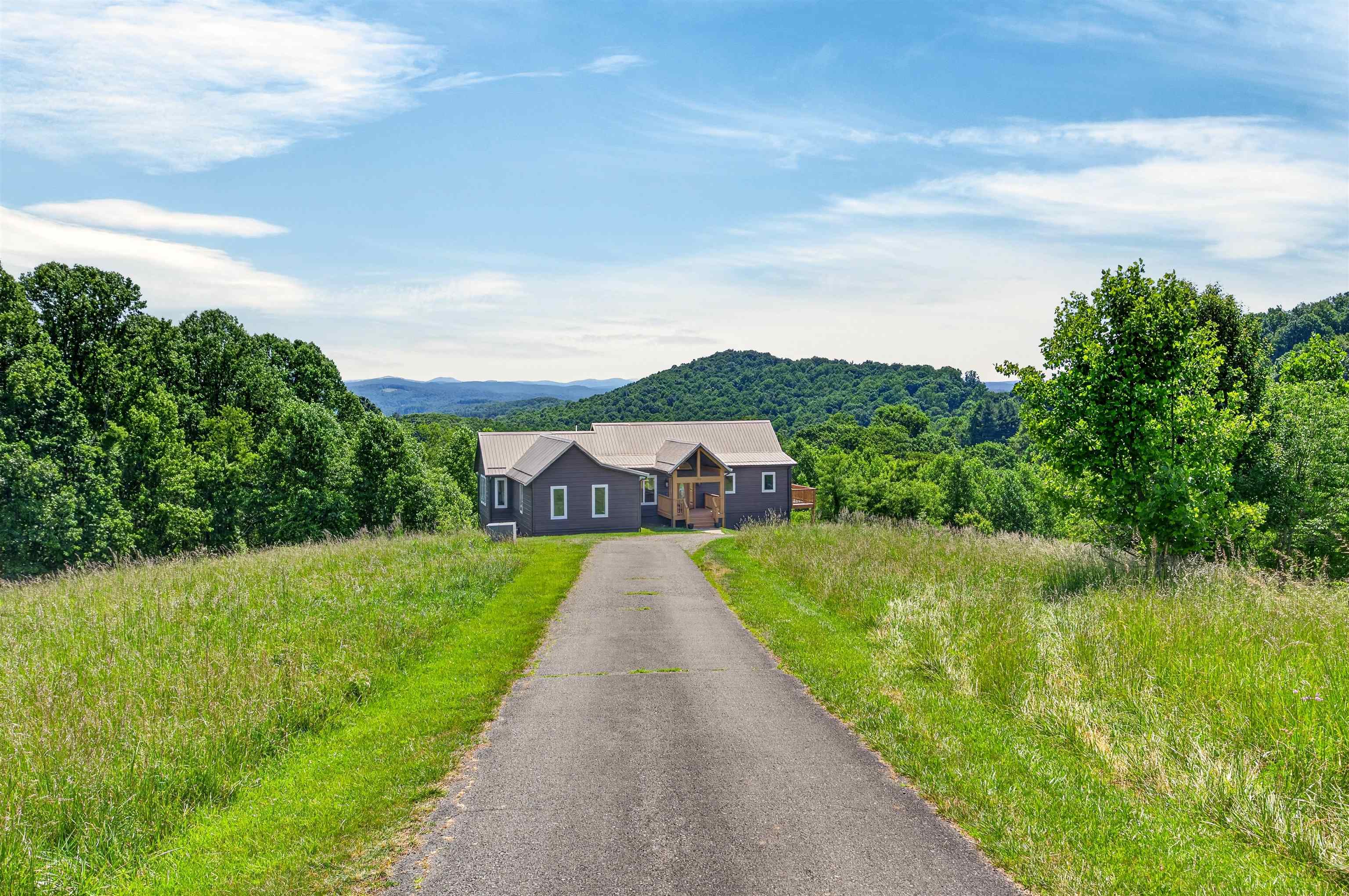 184 Thistle Trail Hillsville VA 24343