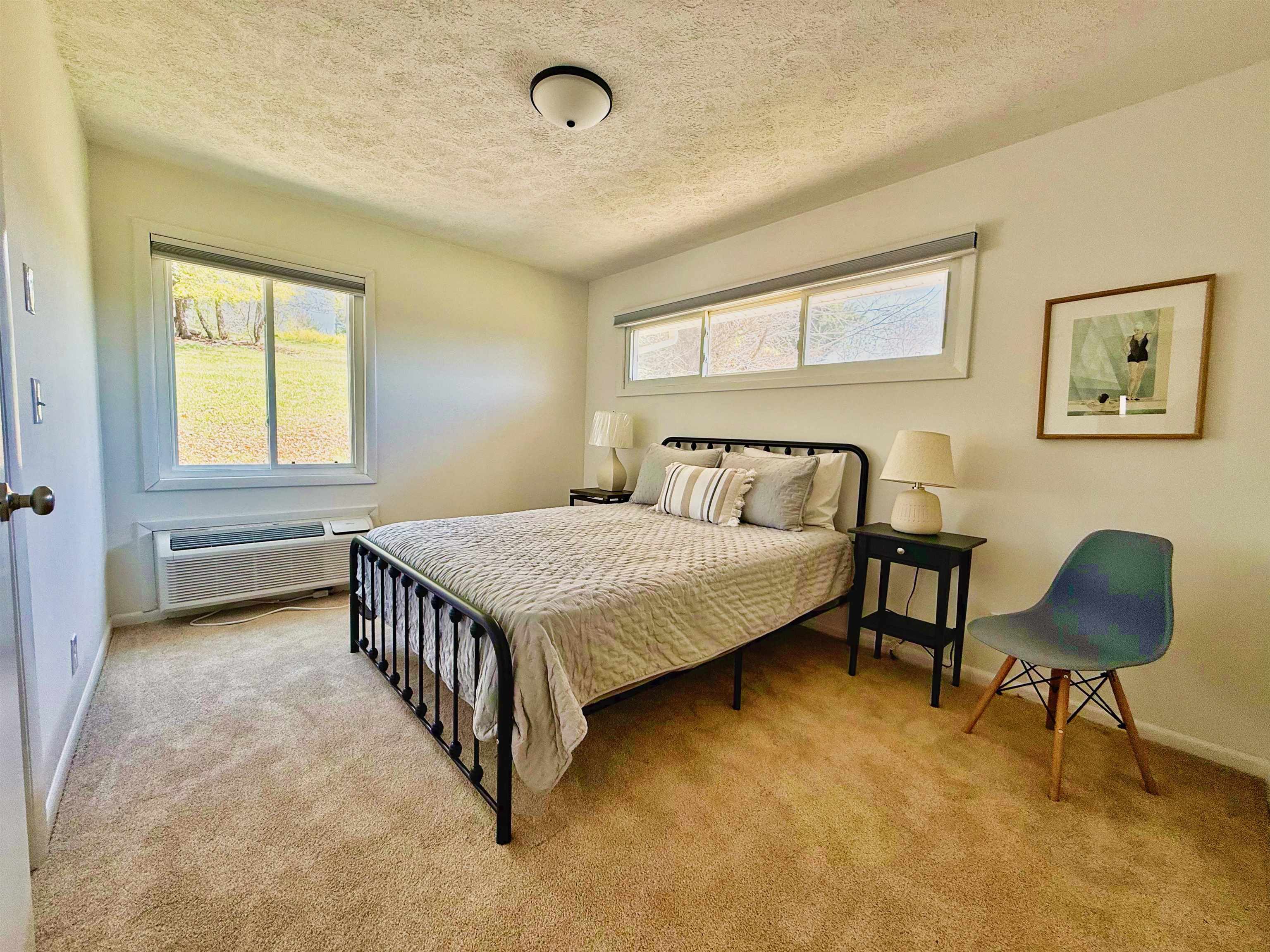 6738 Lake Drive Radford VA 24141