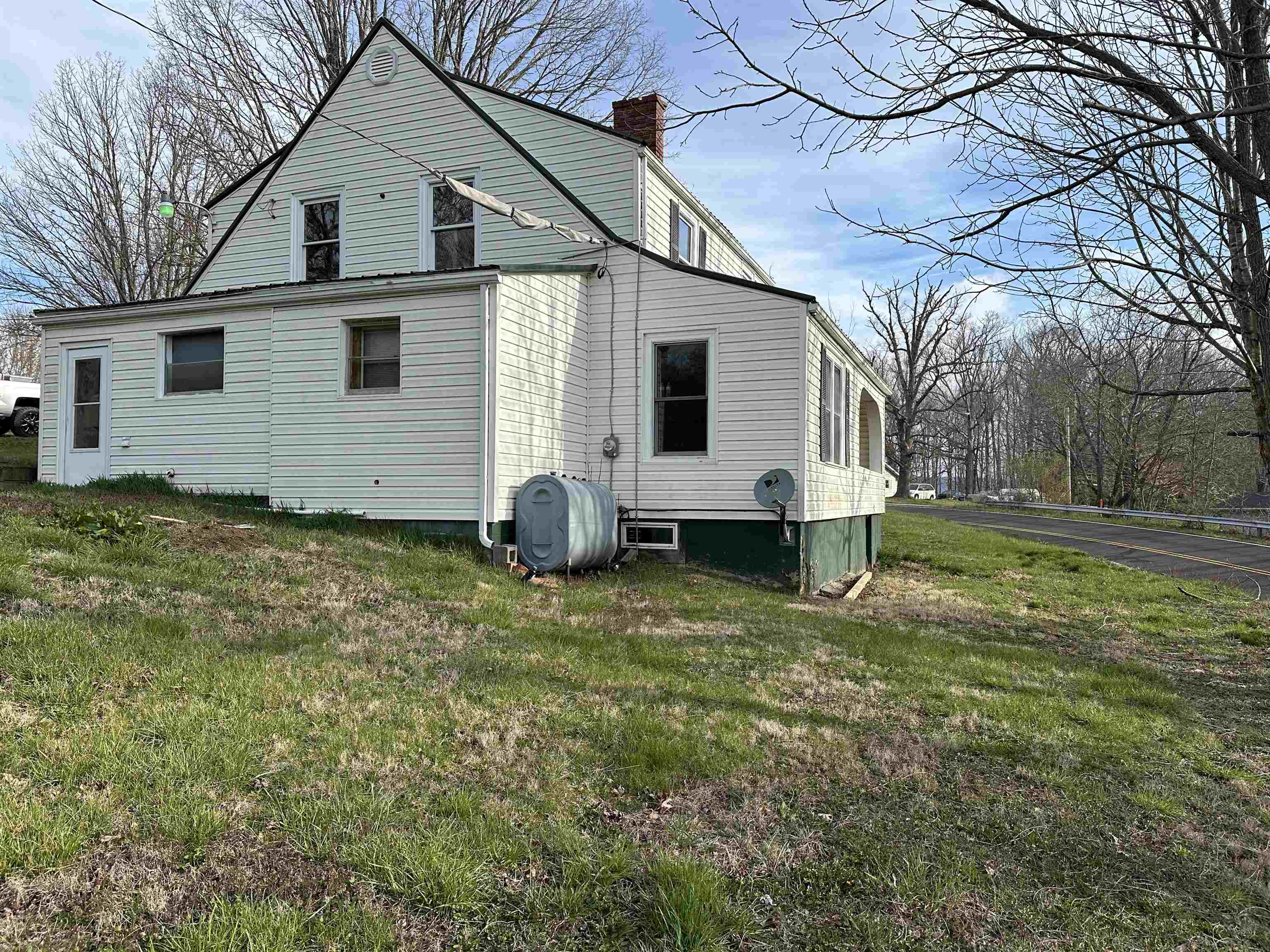 1007 Sheffey School Road Wytheville VA 24382