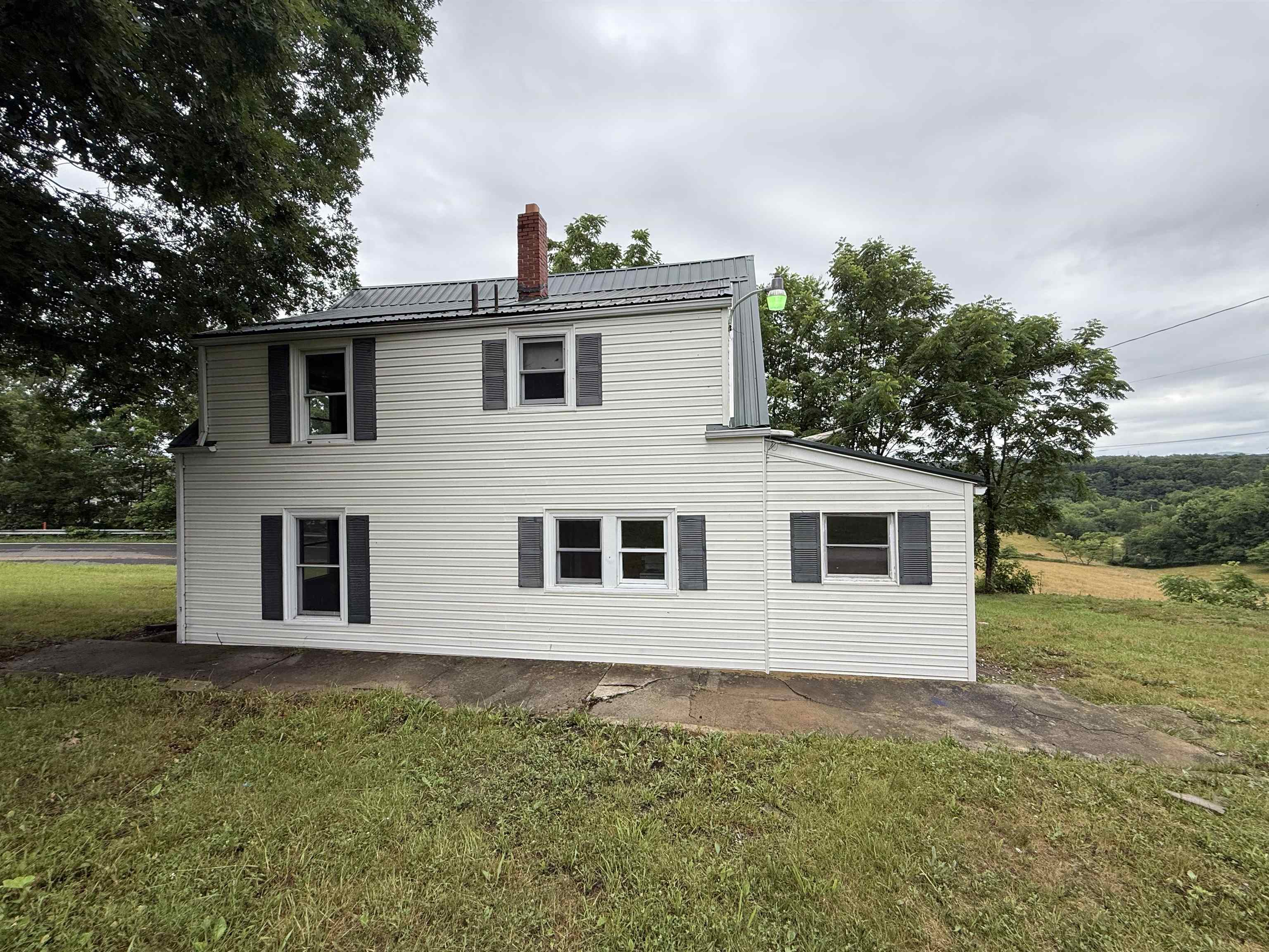 1007 Sheffey School Road Wytheville VA 24382