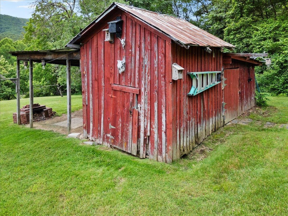 1467 Little Creek Road Dublin VA 24084