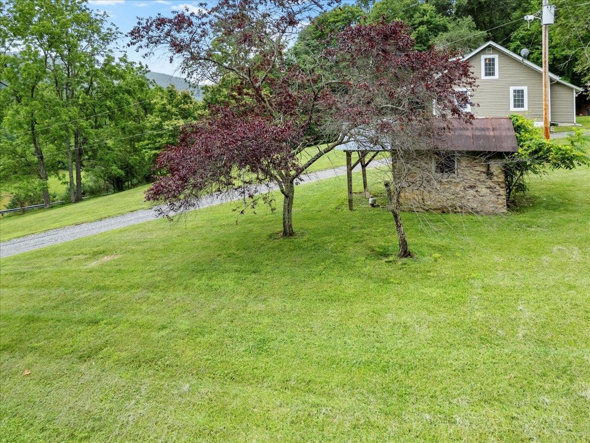 1467 Little Creek Road Dublin VA 24084