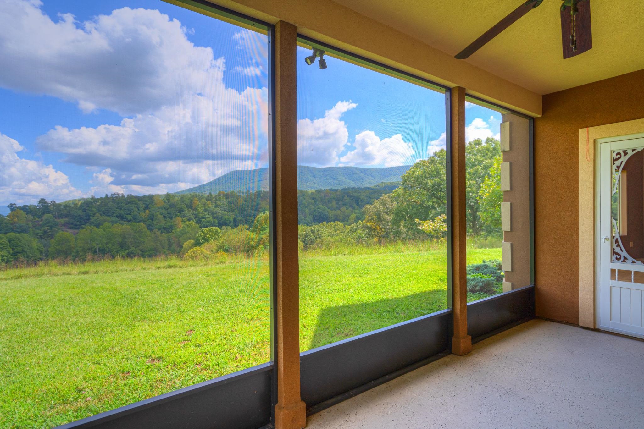 1782 Wolf Creek Road Narrows VA 24124