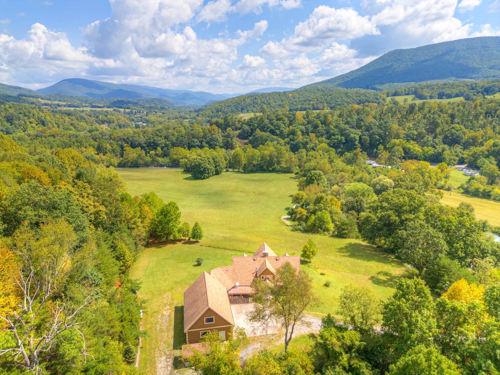 1782 Wolf Creek Road Narrows VA 24124