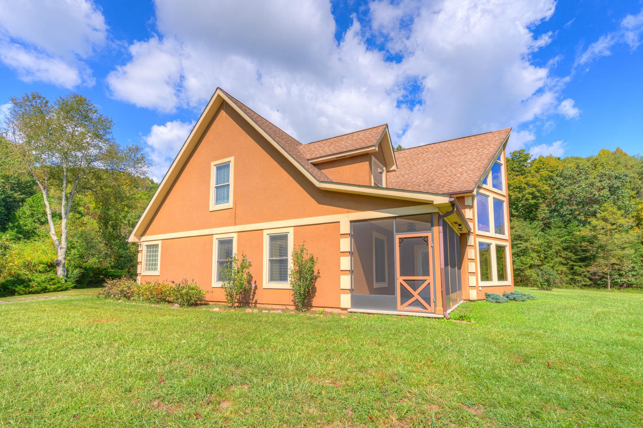 1782 Wolf Creek Road Narrows VA 24124